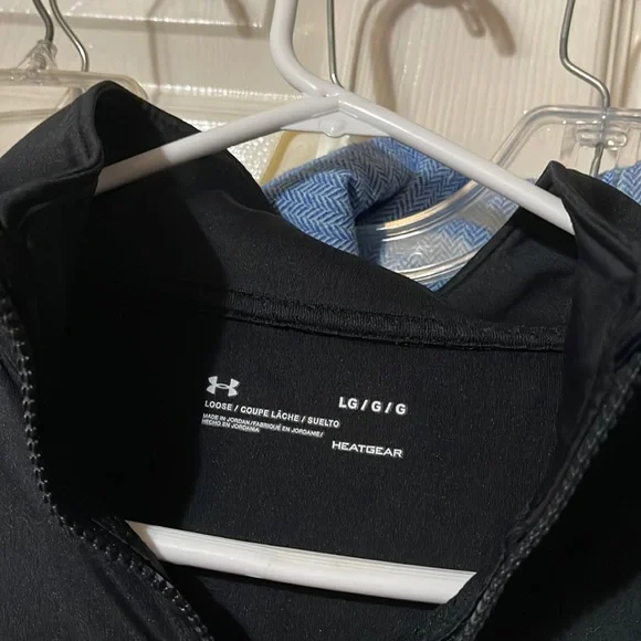 Under Armour Full Zip - Picture 3 of 5